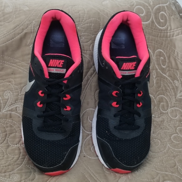 Nike Zoom Winflow Running Shoes/Mens - Picture 4 of 7